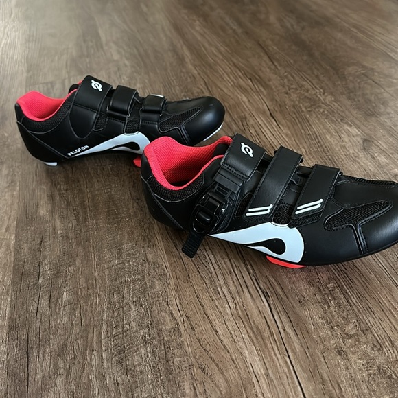 Peloton Unisex Black Cycling Shoes Womens Size 8 - Picture 4 of 6